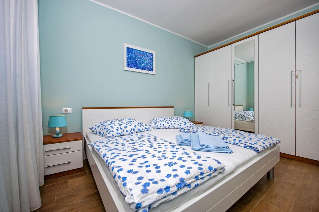 Apartments Karmen Rovinj Exterior foto